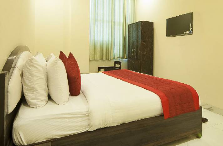 budget hotels in mahipalpur near delhi airport